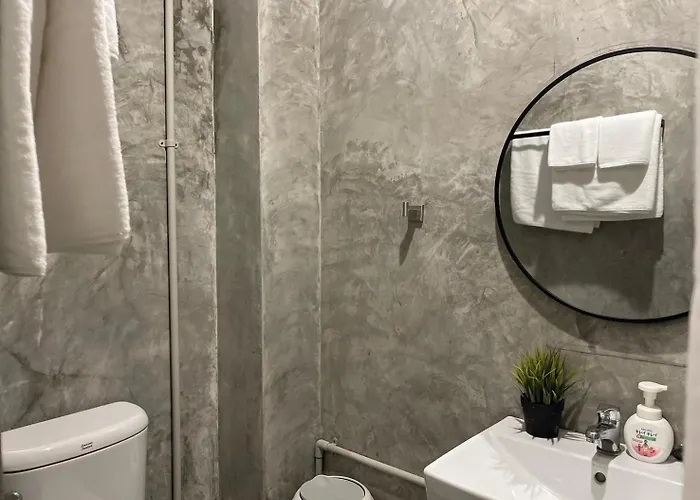 The Loft House Sathorn 9 * 曼谷